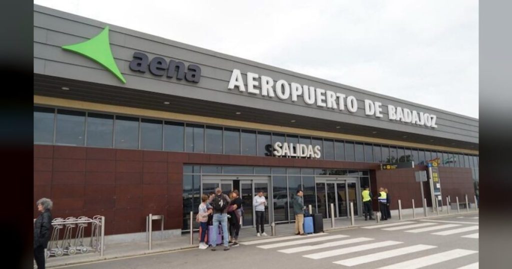 El aeropuerto de Badajoz bate su record historico de viajeros en septiembre