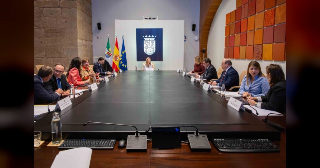 La Junta de Extremadura aprueba el nuevo Plan de Vivienda, Rehabilitación y Suelo de Extremadura 2026-2030, dotado con 951 millones de euros