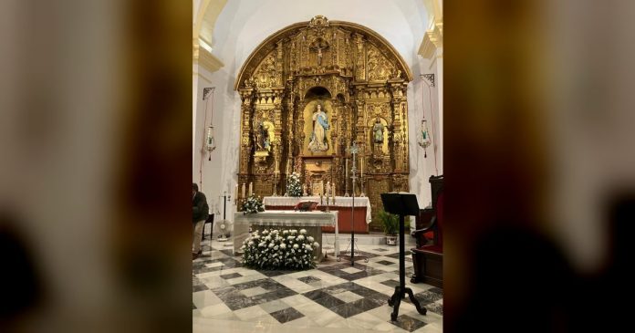 La Junta de Extremadura destina 64.000 euros a la remodelación del presbiterio y la restauración del retablo mayor de la iglesia de Nuestra Señora de Gracia de Maguilla