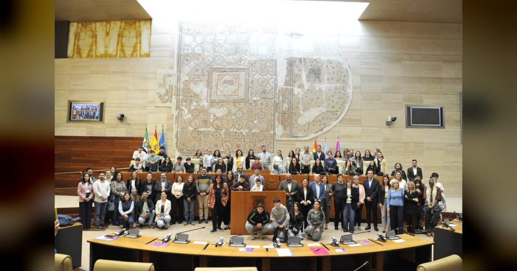 La Junta de Extremadura reafirma su compromiso con la erradicación del acoso escolar por LGTBIfobia