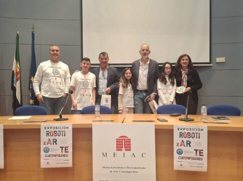 La iniciativa ‘RobotizArte’ que une la robótica educativa con el arte llegará al MEIAC del 12 al 24 de mayo