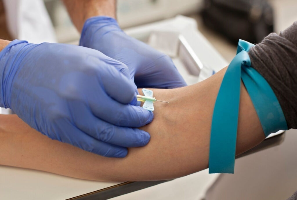 El Banco de Sangre de Extremadura programa el calendario de donaciones de abril para disponer de reservas de sangre
