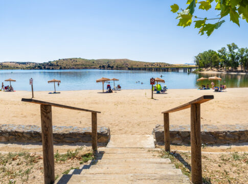 Extremadura encabeza por quinto año el listado nacional de playas continentales con ‘Bandera Azul’, con un total de ocho