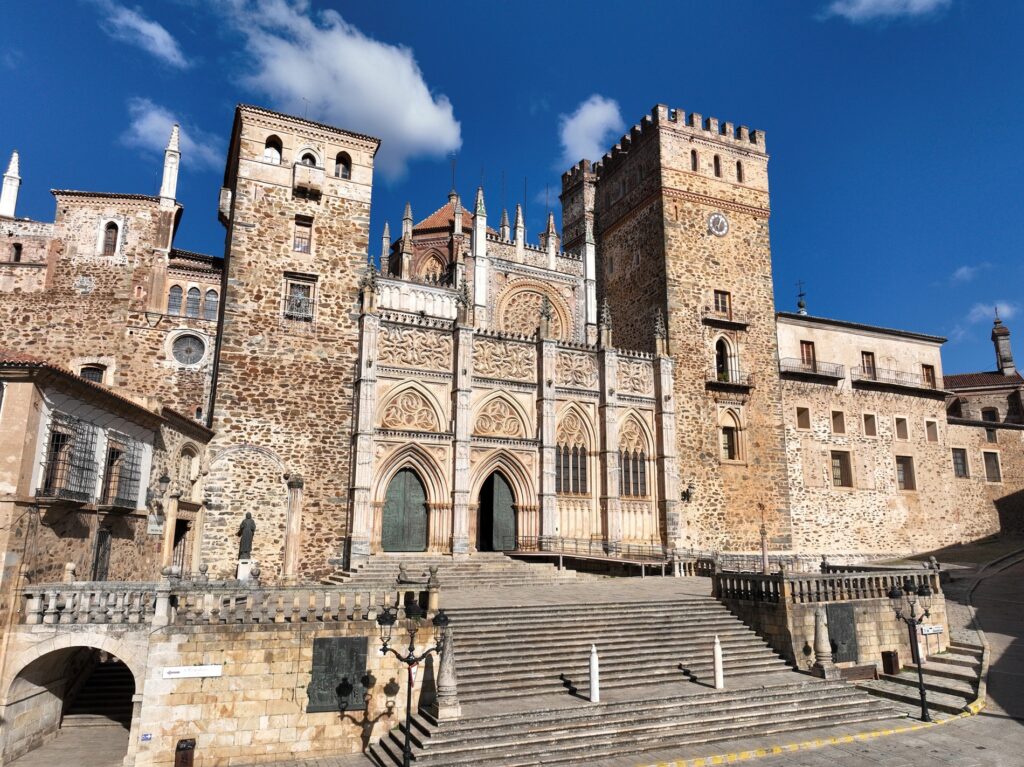 Extremadura muestra su oferta turística y gastronómica en el Festival Ibérico de Oporto