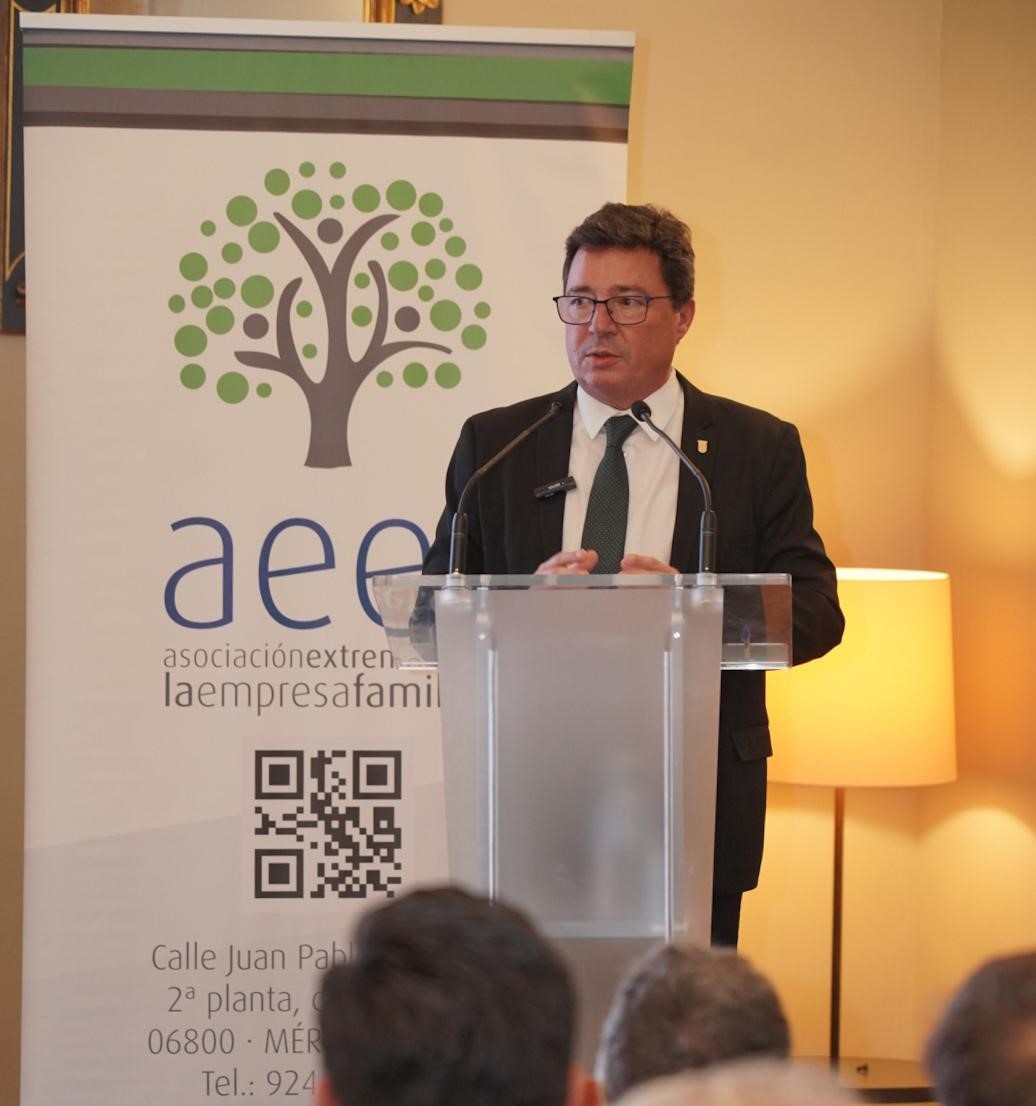 Santamaría destaca el apoyo de la Junta a la empresa familiar con nuevas ayudas al relevo generacional dotadas con 500.000 euros