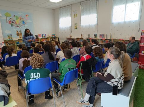 Más de 16.600 estudiantes extremeños han participado este curso en el programa educativo «Encuentros literarios»