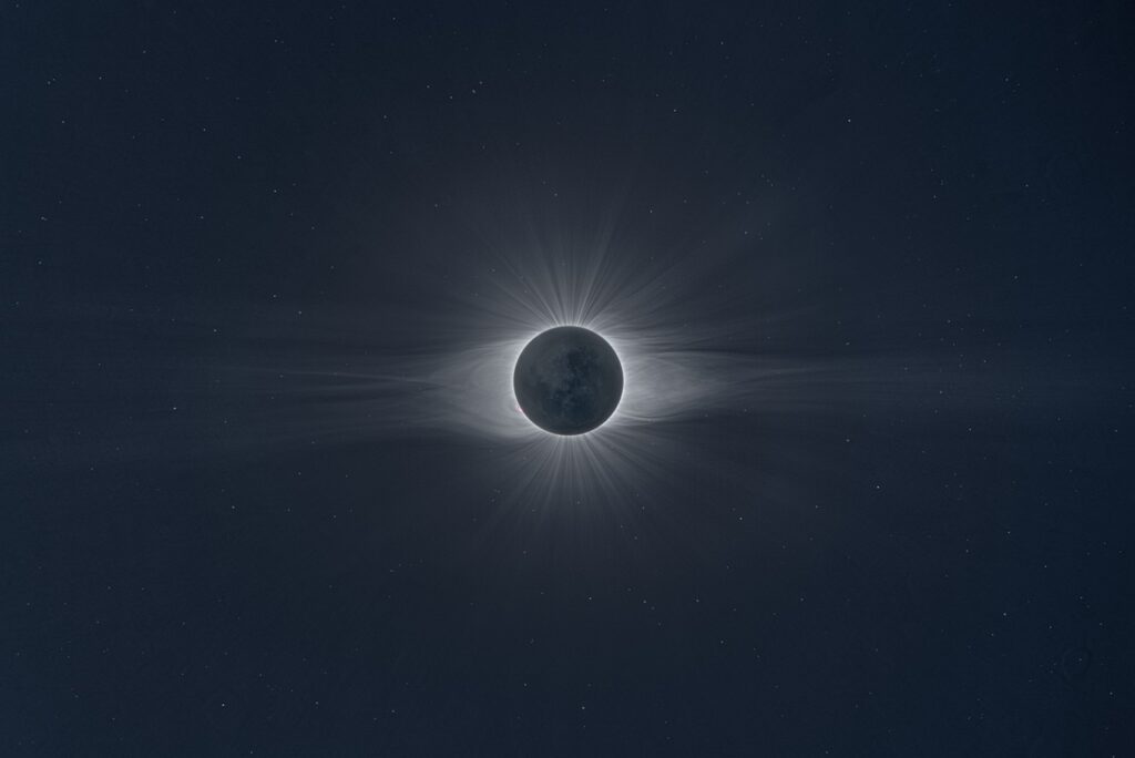 Turismo organiza sesiones formativas para preparar al sector ante el acontecimiento excepcional del trío de eclipses