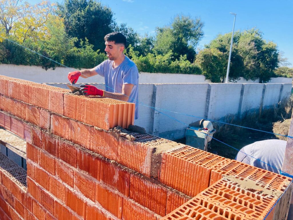La Junta pone en marcha 74 proyectos del Programa Colaborativo Rural ATENEO para mejorar la empleabilidad de 729 personas desempleadas de municipios de menos de 5.000 habitantes
