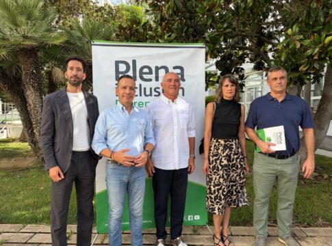 Óscar Fernández destaca el Programa de Conciliación Familiar de Plena Inclusión como un apoyo esencial a las familias y ejemplo de colaboración por la inclusión