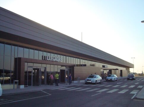 Ramírez lamenta la cancelación del vuelo en Badajoz y reclama responsabilidades para evitar que hechos así vuelvan a repetirse
