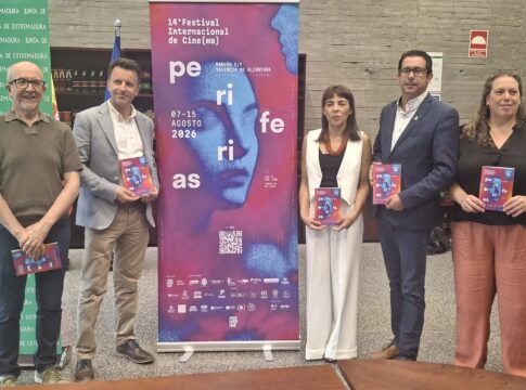 El secretario general de Cultura muestra el apoyo de la Consejería a una nueva edición de ‘Periferias’