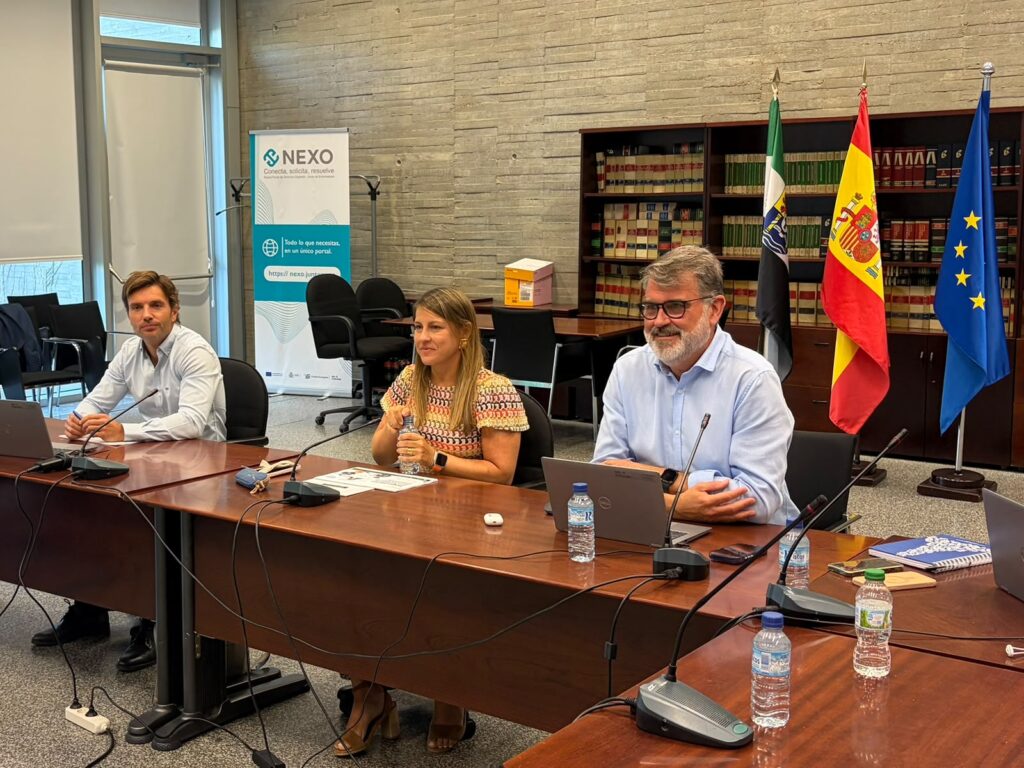 Educación asegura que la reunión para mejorar las condiciones de los docentes «ha sido productiva» y que «estamos esperanzados» en llegar a un acuerdo
